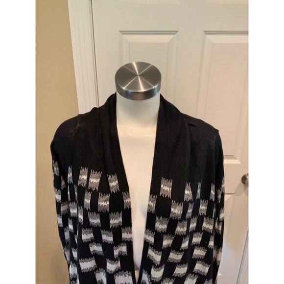 BCBG Max Azria Black & White Plaid "Camia" Cardigan, Size XS/S - Picture 2 of 7